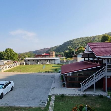 Vila Legrand Bazias Exteriör bild