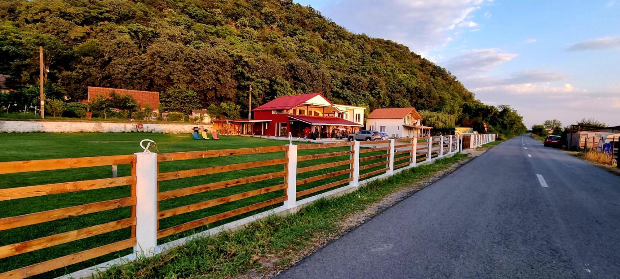 Vila Legrand Bazias Exteriör bild