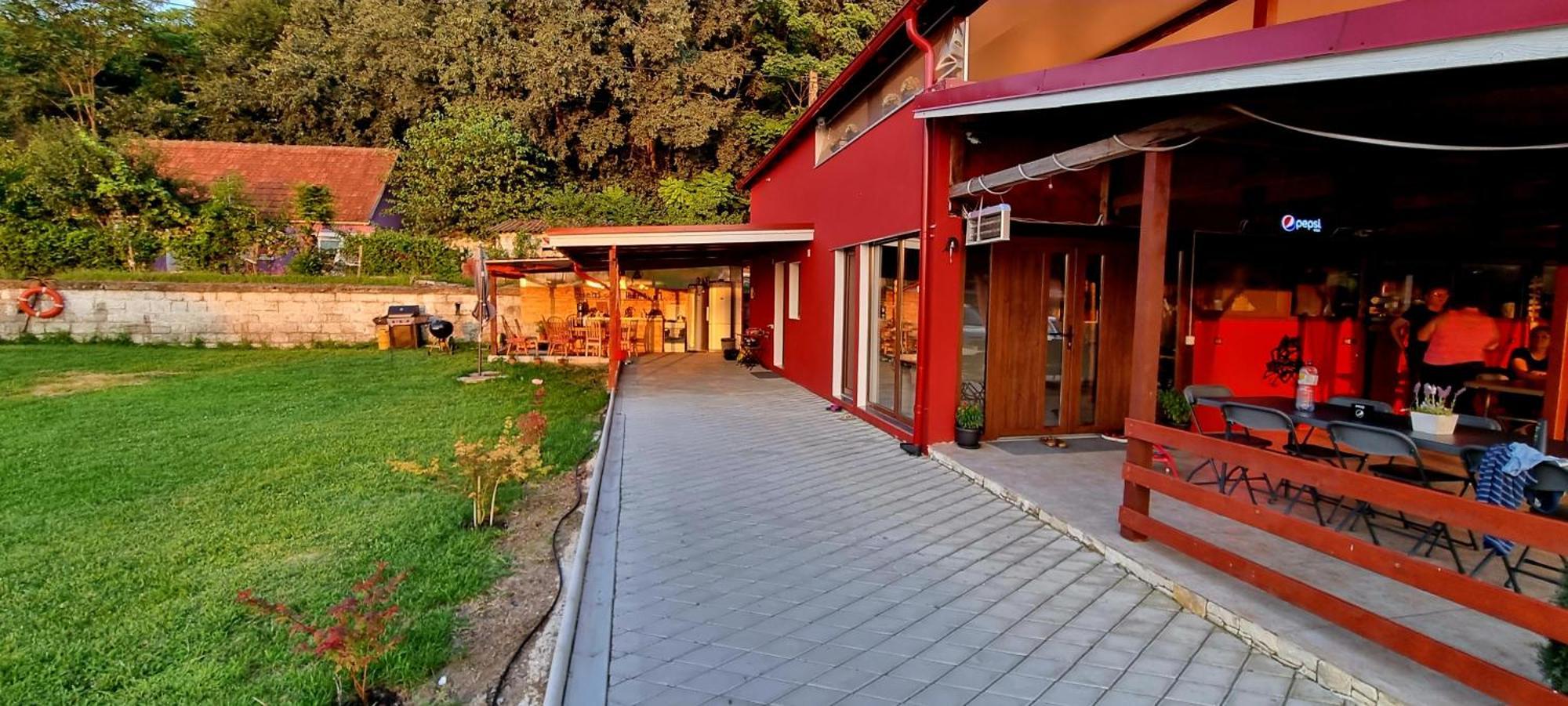 Vila Legrand Bazias Exteriör bild