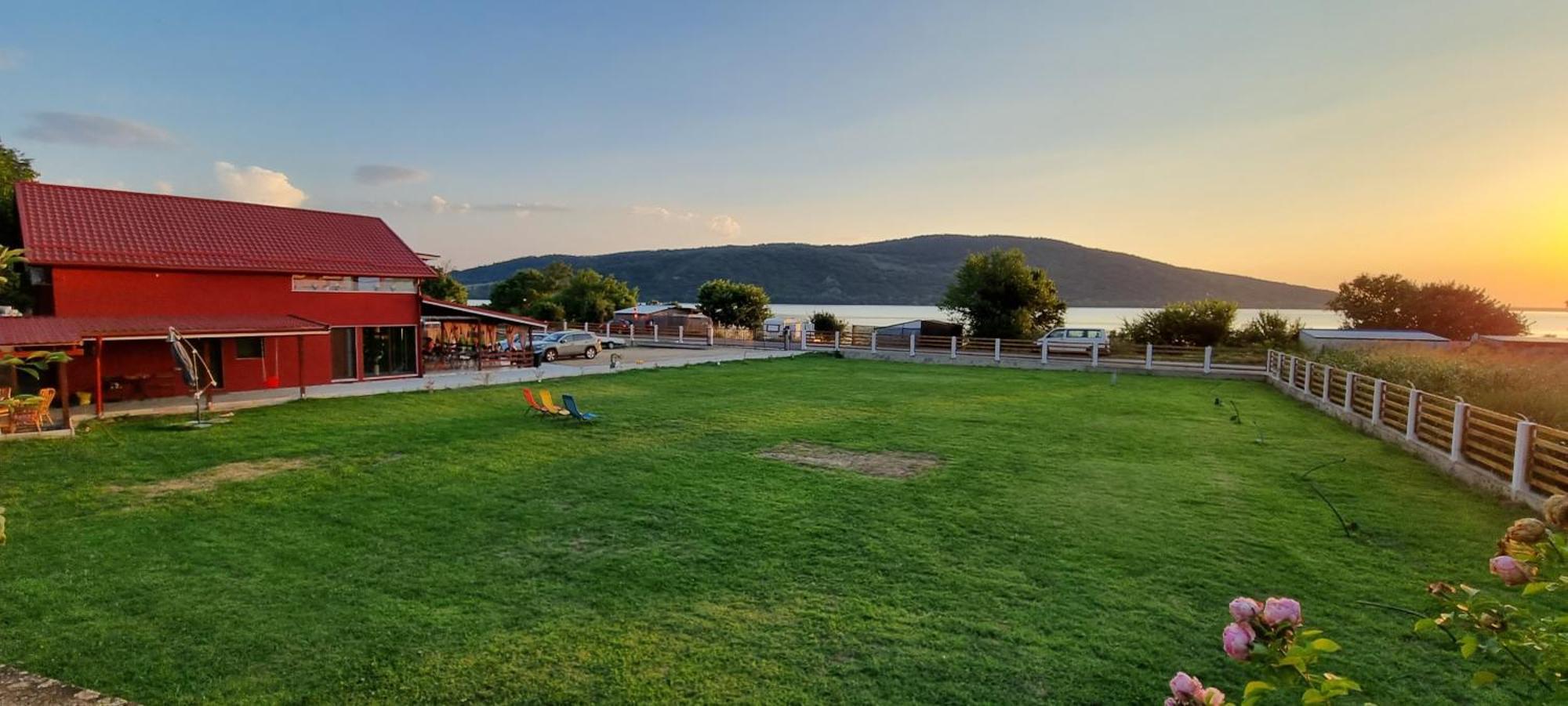 Vila Legrand Bazias Exteriör bild
