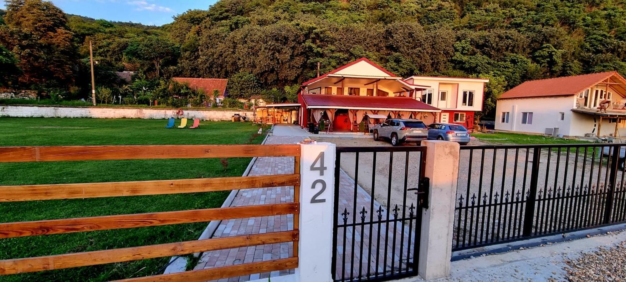 Vila Legrand Bazias Exteriör bild