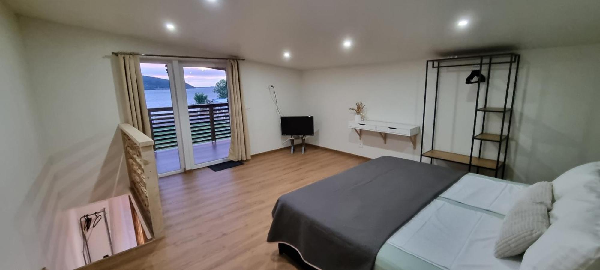 Vila Legrand Bazias Exteriör bild